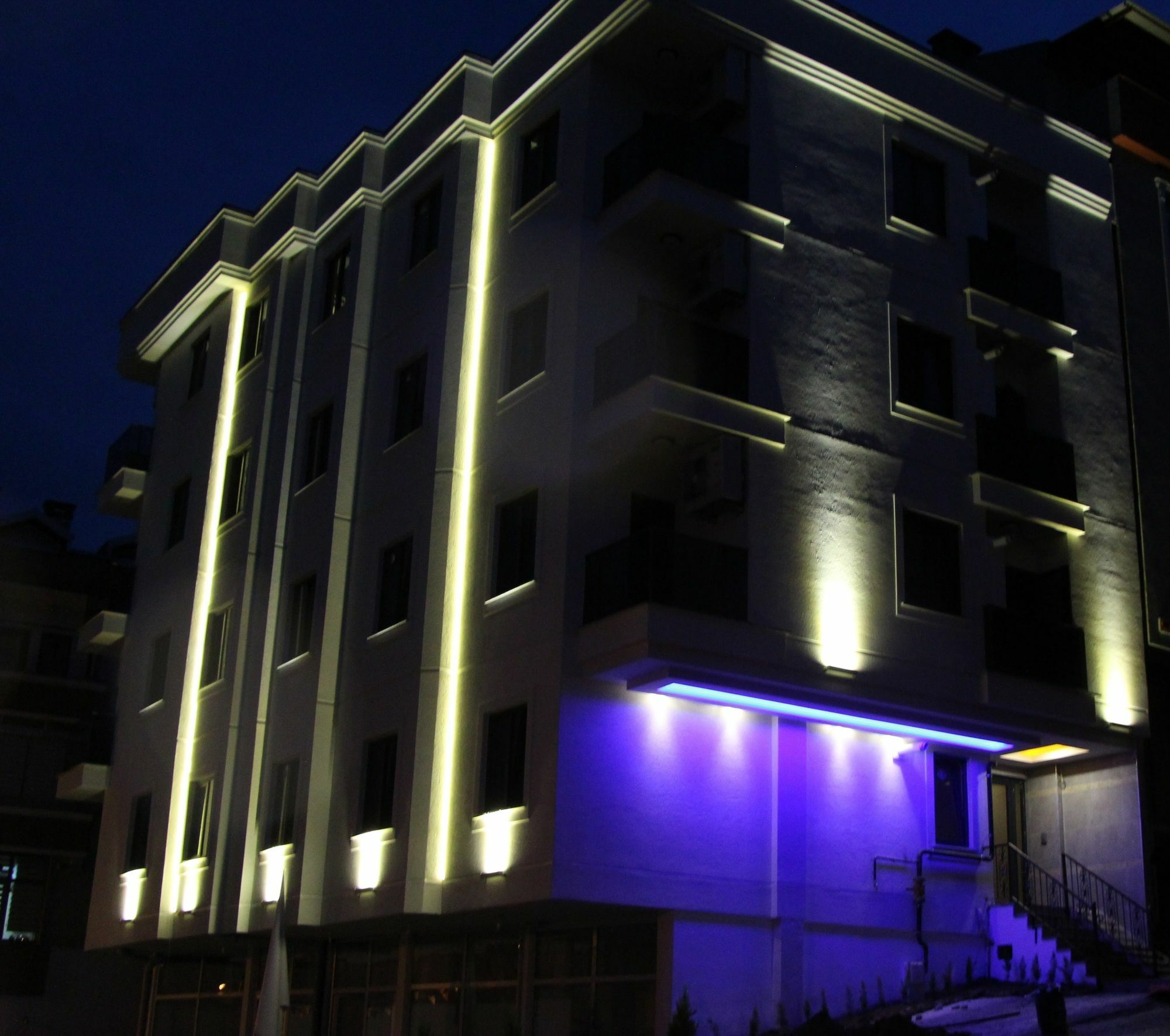 Ekinoks Suit & Apart Otel 特拉布宗 外观 照片